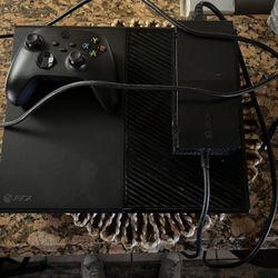 Xbox One With Controller And Wires