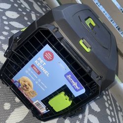 Small Dog Pet Kennel