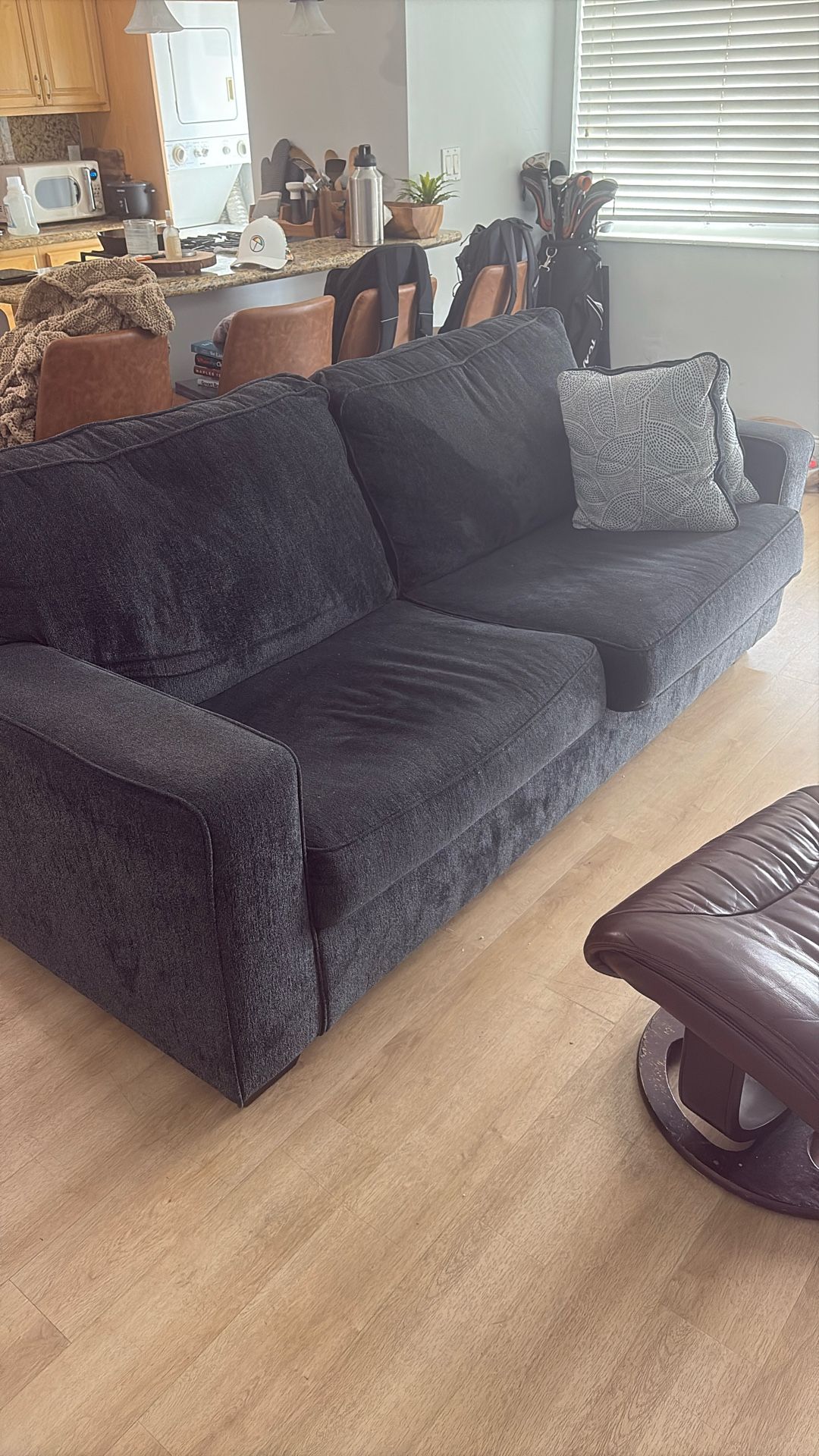 Sofa- Must Pick Up