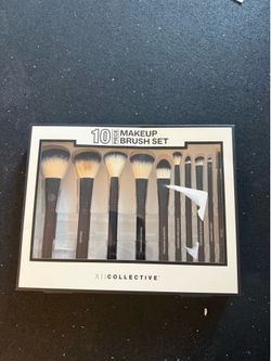 makeup brushes