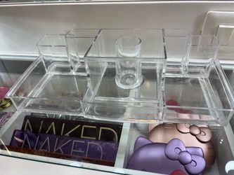 Make up holder $5
