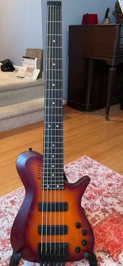 Kiesel Zeus ZB6, 6 string Headless Bass