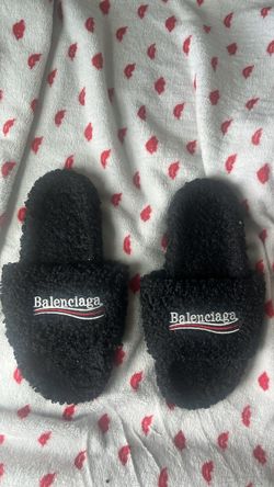 Balenciaga slides