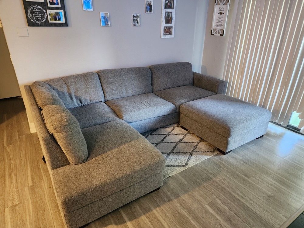 Synergy Home Fabric Sectional With Ottoman