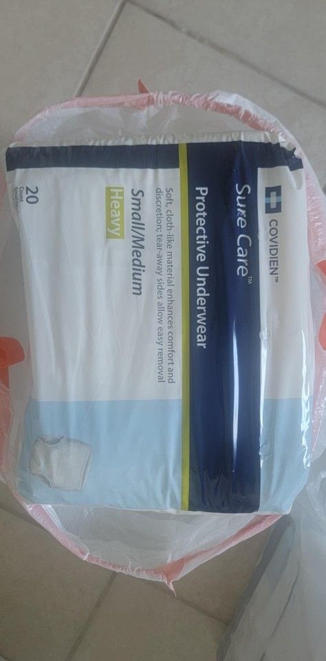 Adult Diapers *description*