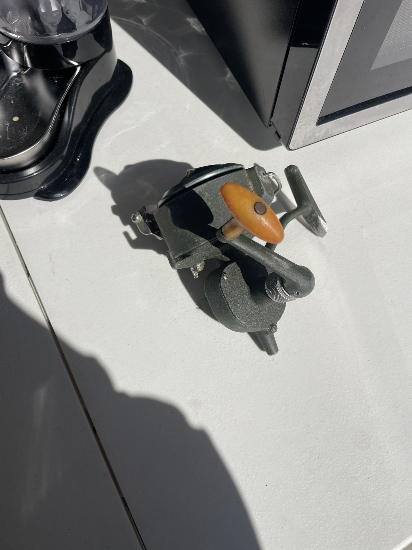 Fishing reel