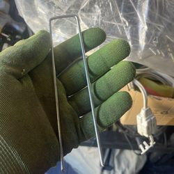 6 inch staple stakes