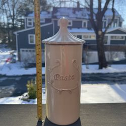 Ceramic pasta holder 