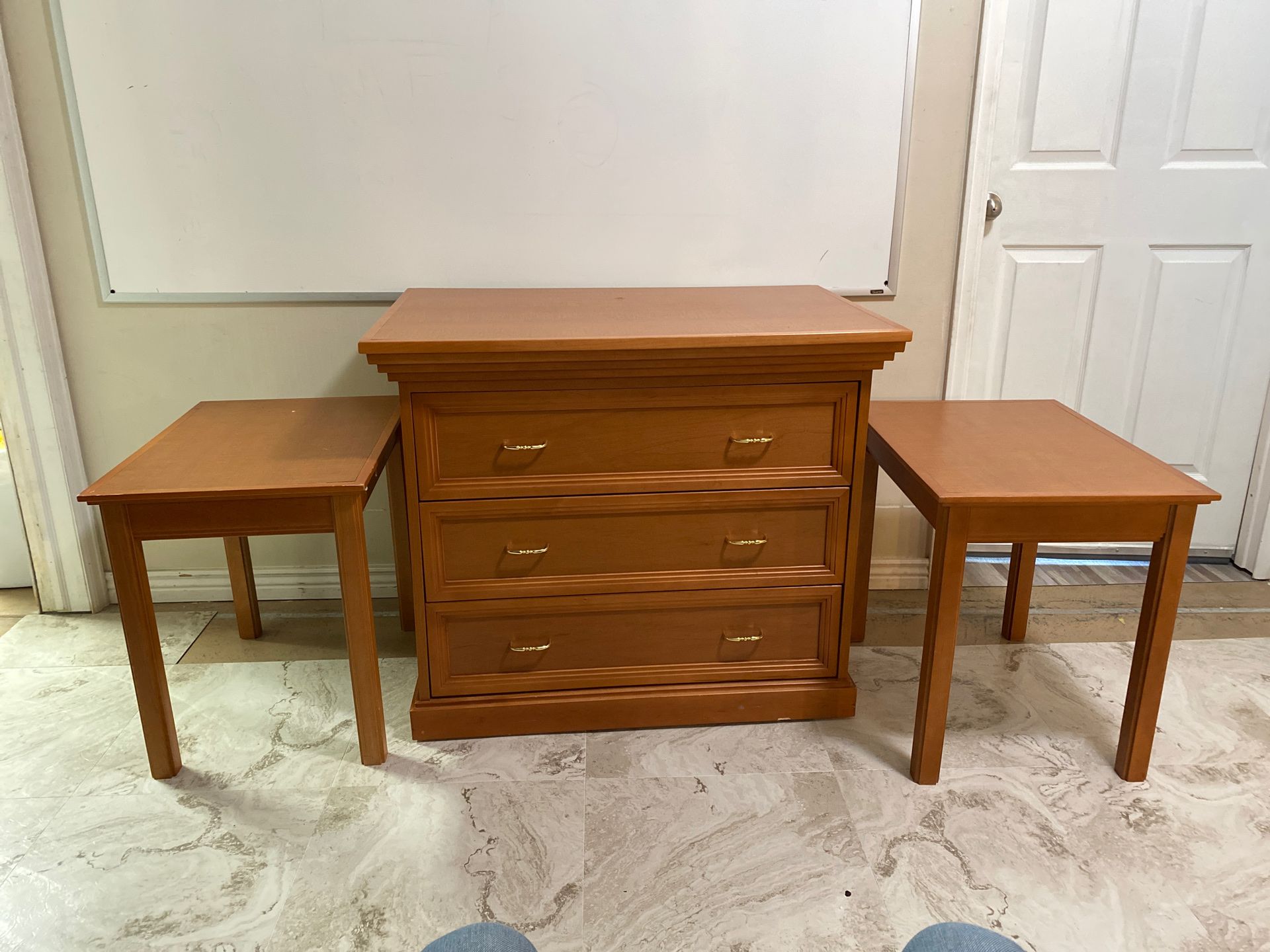 3 door dresser and 2 end tables FREE!!!