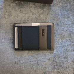 Tumi Card Wallet  Brand New