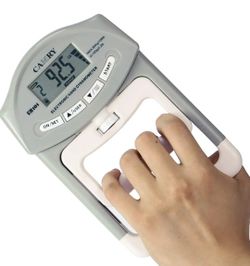 CAMRY Digital Hand Dynamometer Grip Strength Measurement Meter Auto Capturing Electronic Hand Grip Power 198 Lbs / 90 Kgs

