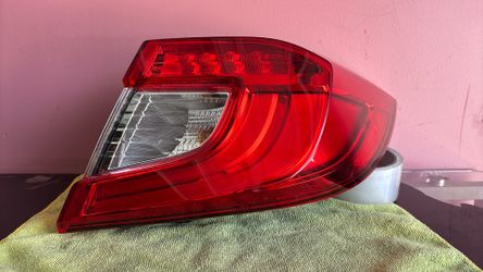 2018-2022 Honda Accord Right Passenger Side LED Outer Tail Light OEM