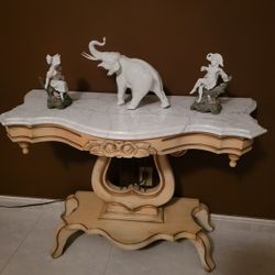 Antique Furniture 