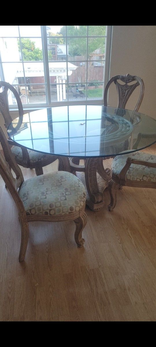 ANTIQUE GLASS TOP TABLE 4 CHAIRS