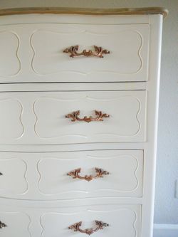 Oak & Walnut l Wood Drexel Cream Chest w/ Waterproof Top