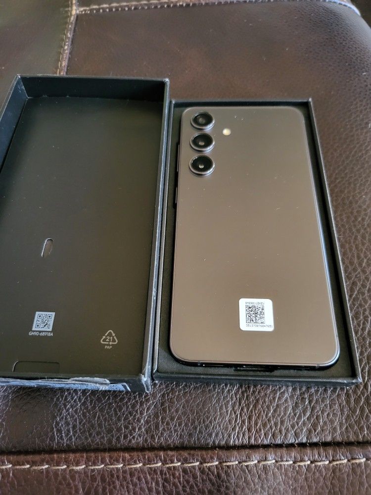 Samsung S24 5G UNLOCKED 256GB