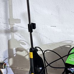 Eureka Swivel-Stick Vacuum