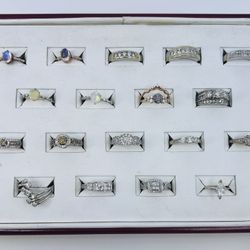 WOMEN’S RINGS REAL GOLD REAL DIAMONDS 