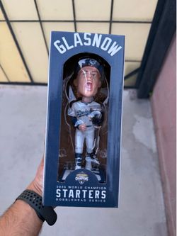 Tyler Glasnow starts series Dodger bobblehead