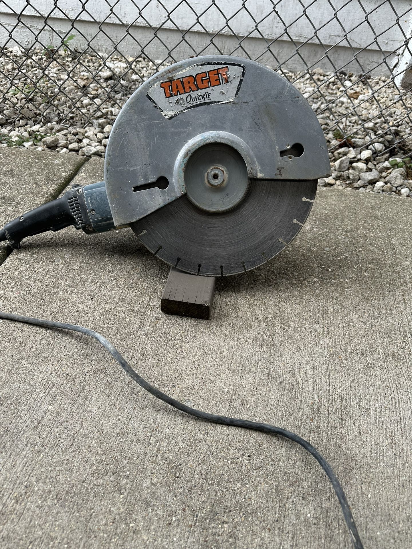Bosch Concrete Saw