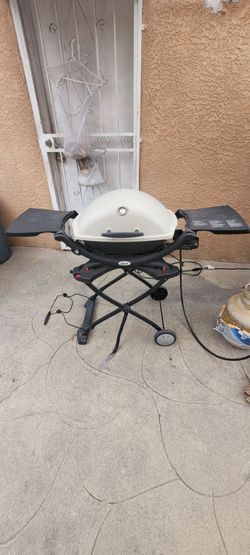Weber Portable Q2200 Bbq Grill