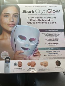 Shark CryoGlow mask