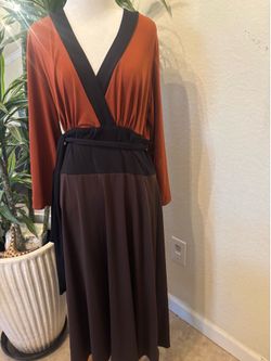 Dresses sales $7 each