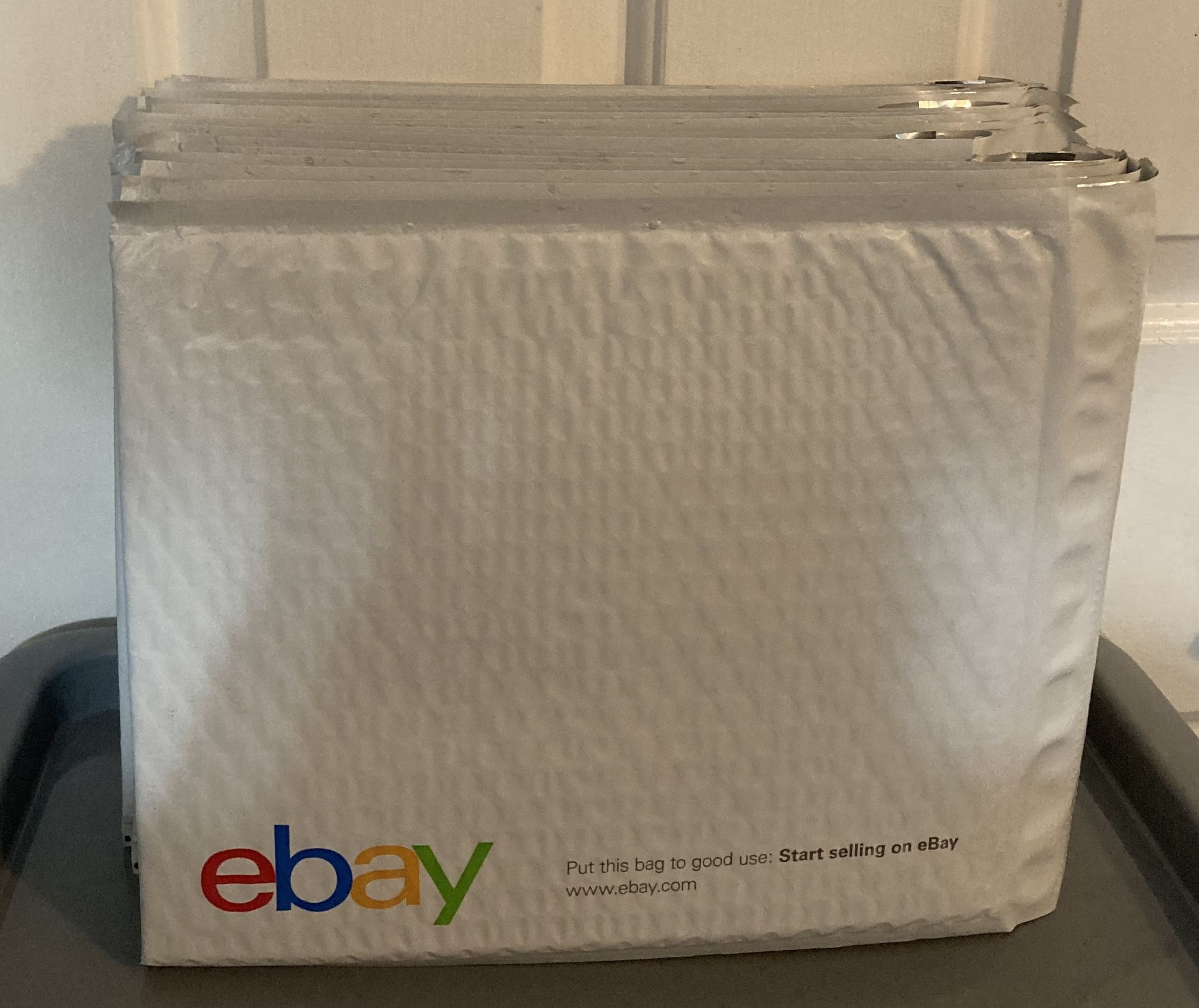 18 eBay Branded Shipping Supplies Air jacket Bubble Envelopes 9.5”x13.25”