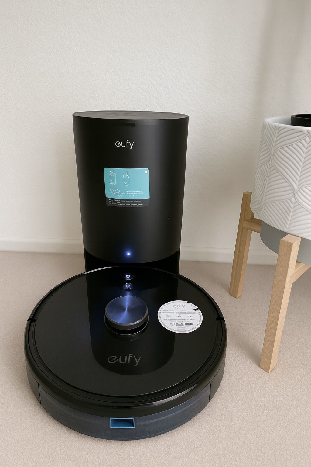 Eufy L35 2 Years Old Like New Hybrid Vacuum + mop