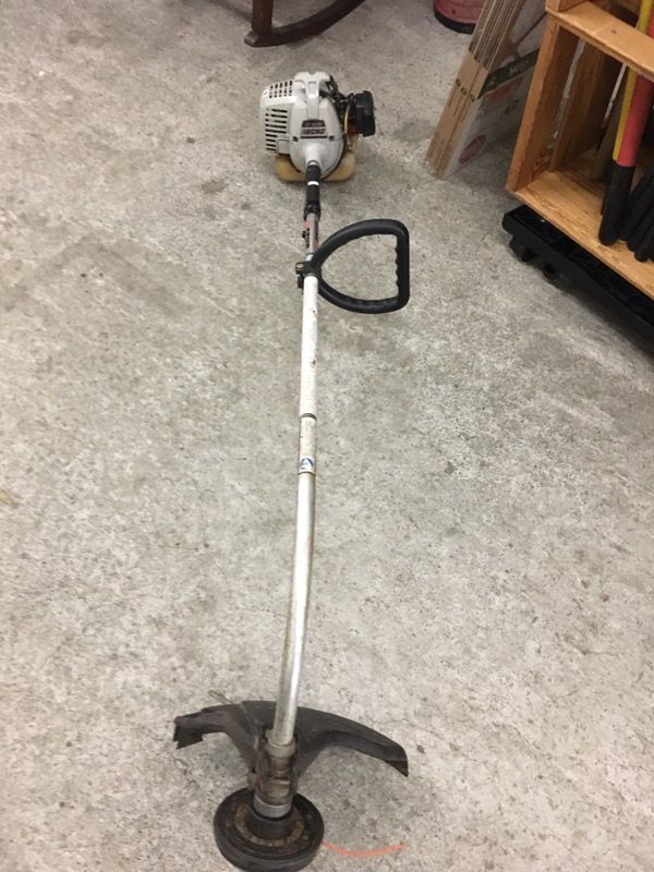 ECHO GAS POWERED WEED EATER GT 200R