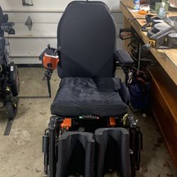 Power Wheelchair Quantum i Level 