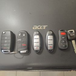 Bundle Of Key Fobs . Kia Nissan Chrysler Infiniti 