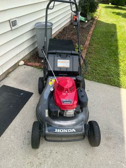 Honda push lawn mower