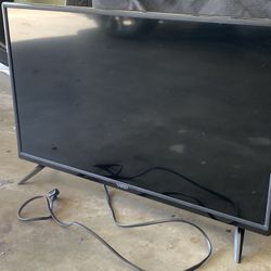 33” Vizio TV