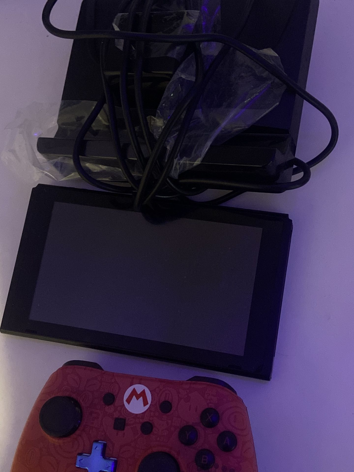 Nintendo Switch , Controller , Charger