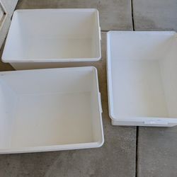 3 Large White Plastic Boxes Can Be Used As Under The Bed Storage Or Garage Storage 