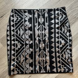 Forever 21-Women’s Skirt! (Size L)