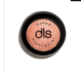 Baked highlighter