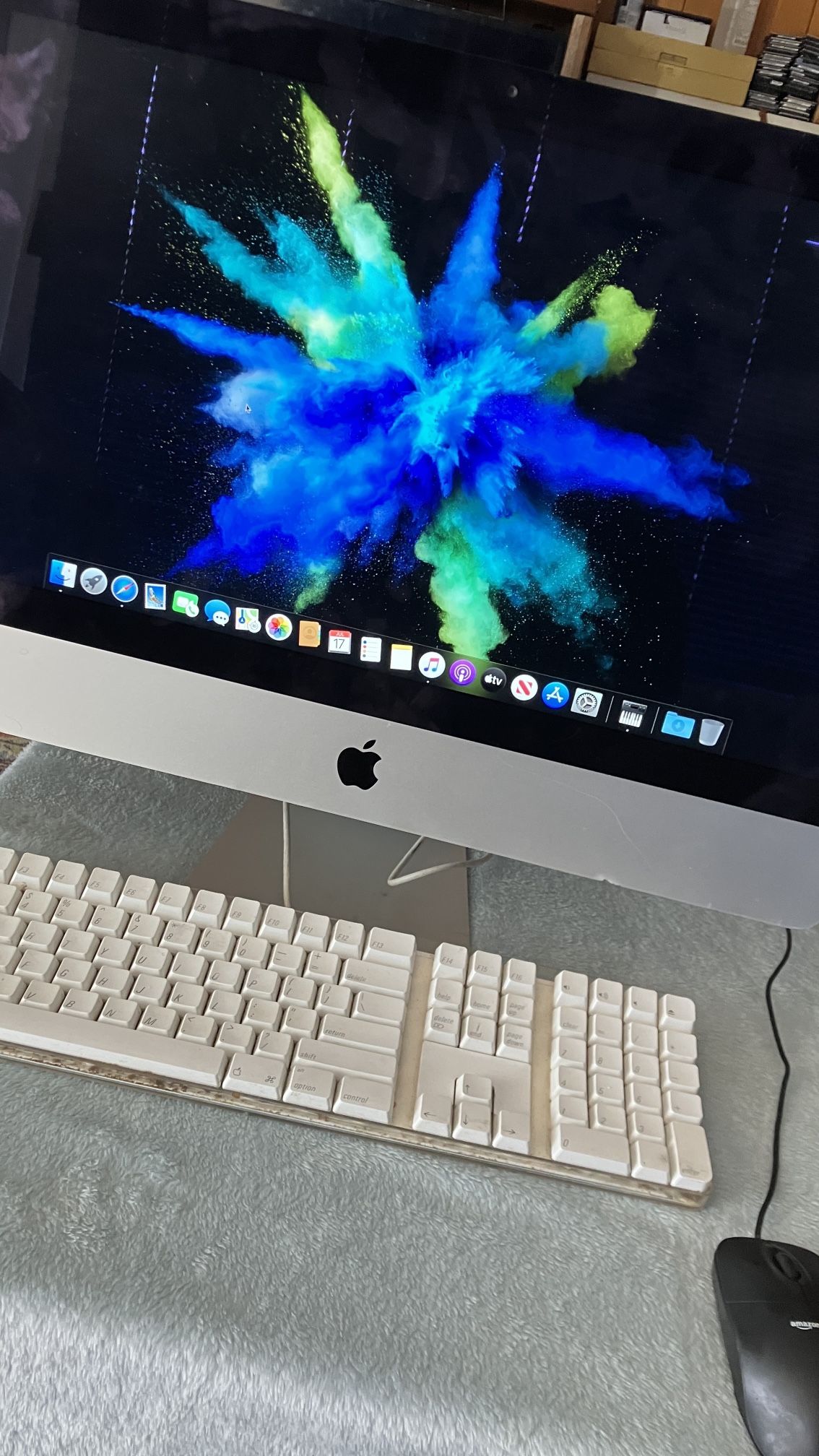 Apple iMac 21 Inches Quad Core I5, 8GB Ram, 1TB HDD $200