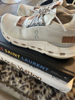 🤎⭐️ On Cloud Running Shoes ⭐️🤎 6.5