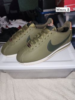 Nike Women's Classic Cortez Leather "Olive Bronze" sz 8