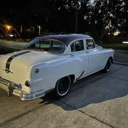 1954 Pontiac Chieftain