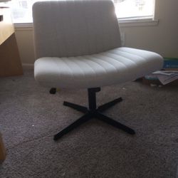 Light Grey Lemberi Fabric Padded Desk Chair Is