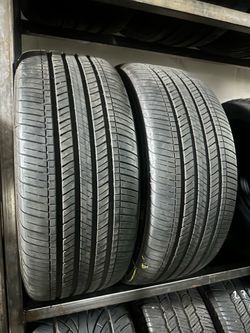 PAIR OF TIRE 245 45 20 GOODYEAR 85% LIFE