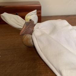 4 Wood Pelican Napkins  Rings