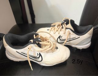 Softball or baseball cleats youth size 2.5y