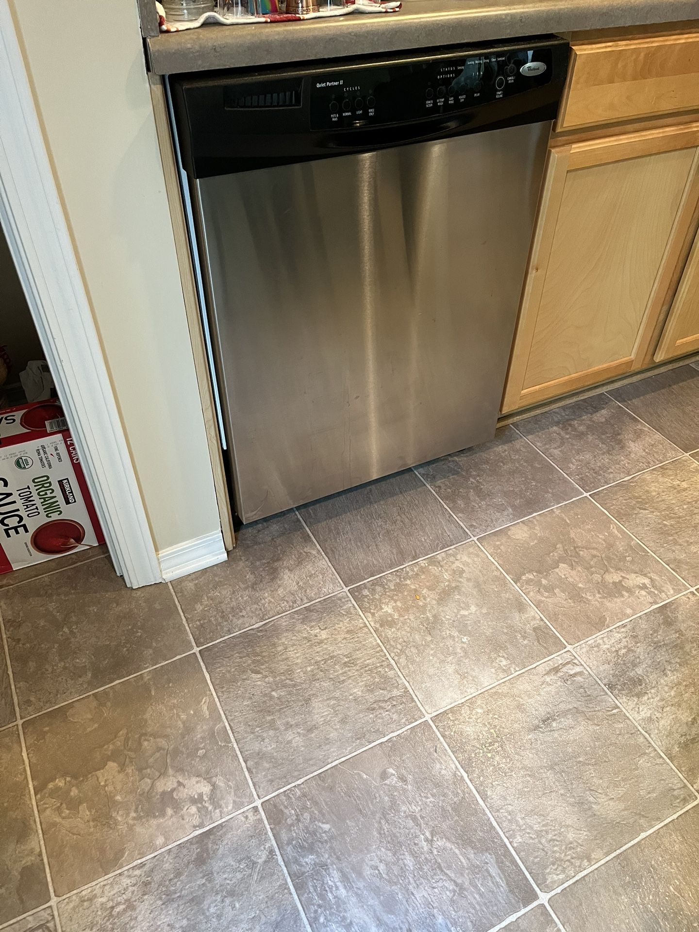 Whirlpool Dishwasher
