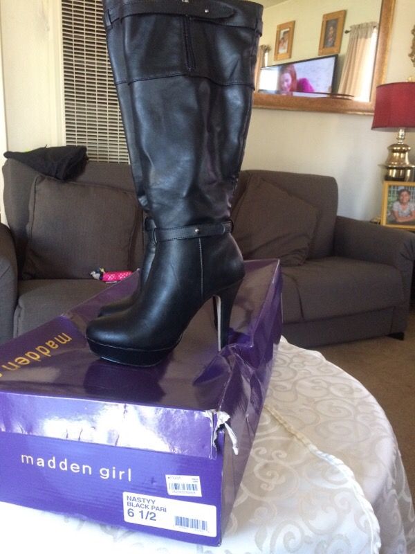 MACYS BLACK BOOTS LEATHER