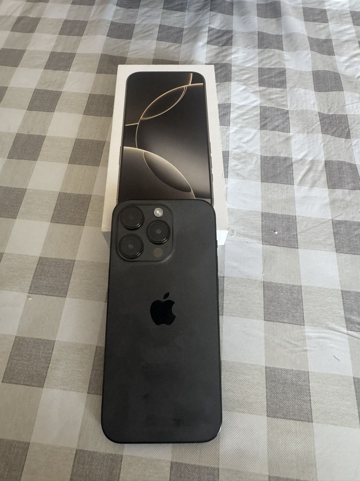 iPhone  14  Pro  T-mobile  Unlocked