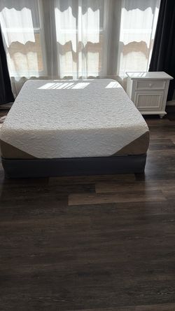 Queen mattress